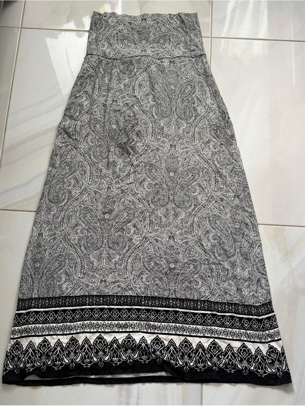 Cynthia Rowley Black & White Paisley Border Maxi Skirt